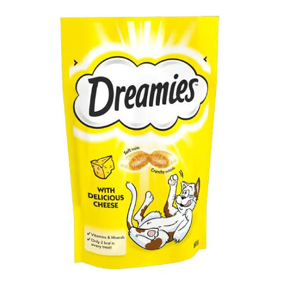 غذای تشویقی گربه Dreamies مدل Snack With Chese وزن 60 گرم